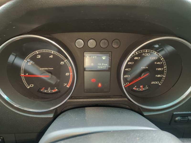 Used BAIC Off-Road BJ40 2016 40L 2.0T Manual Two-Wheel Drive Luxury Edition — 11