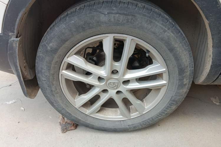 Used Baojun 560 2015 1.8L manual Comfort trim level
