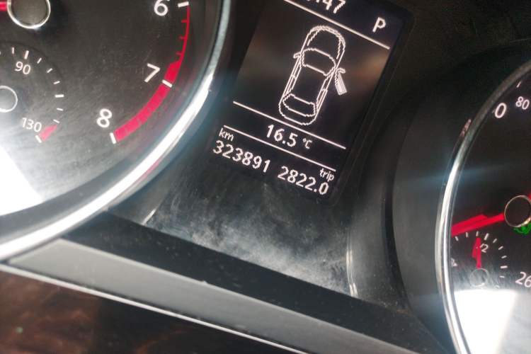 Used Volkswagen Sagitar 2015 230TSI Automatic Luxury Model