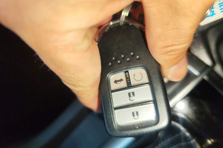 Used Honda Civic 2019 220TURBO CVT Dynamic Edition China VI Emission Standard Vehicle Key