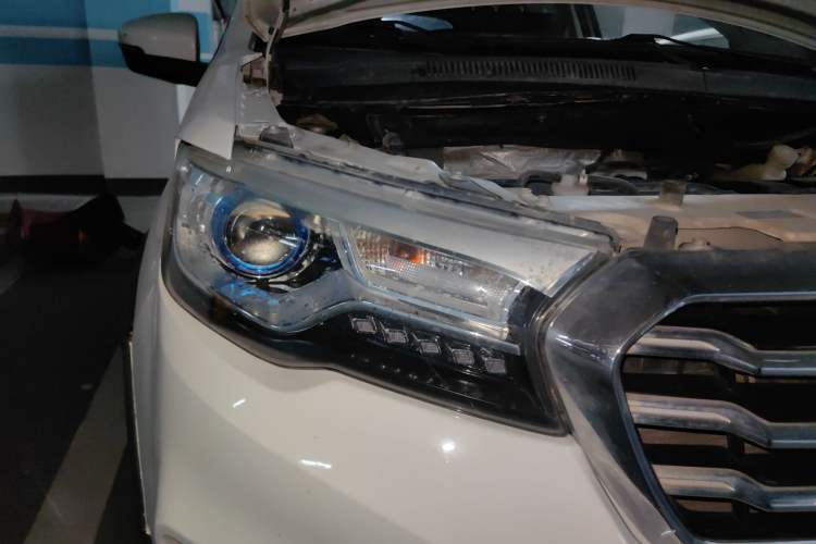 Used Haval H1 2016 Revised Version Blue Badge 1.5L Manual Standard Edition