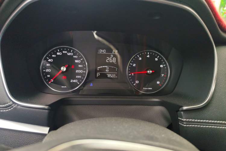 Used Roewe RX5 2016 20T Two-Wheel Drive Automatic Internet Smart Edition Instrument Cluster