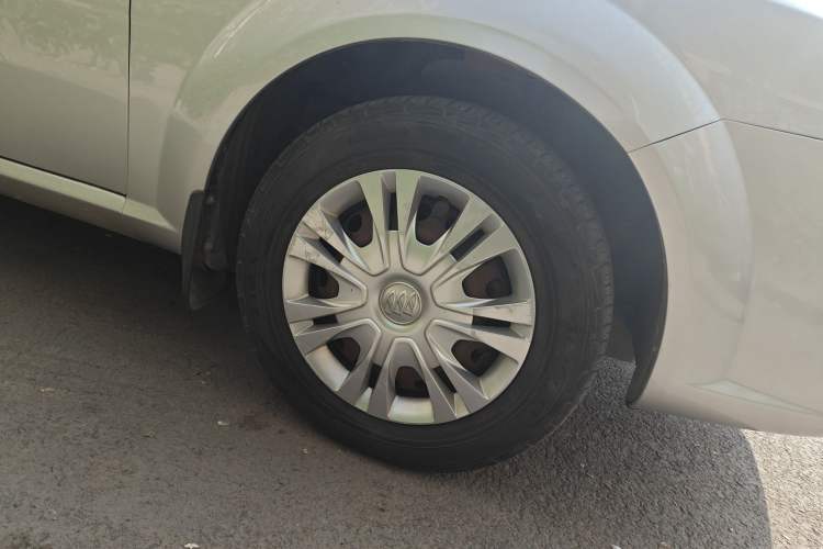 Used Buick Excelle 2015 1.5L Automatic Classic Model
