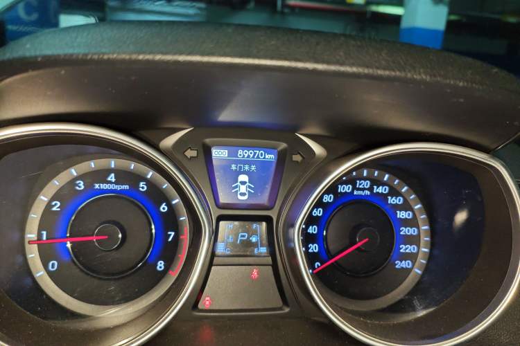 Used Hyundai Elantra (5th Generation / Langdong) 2013 1.6L Automatic Leading Model