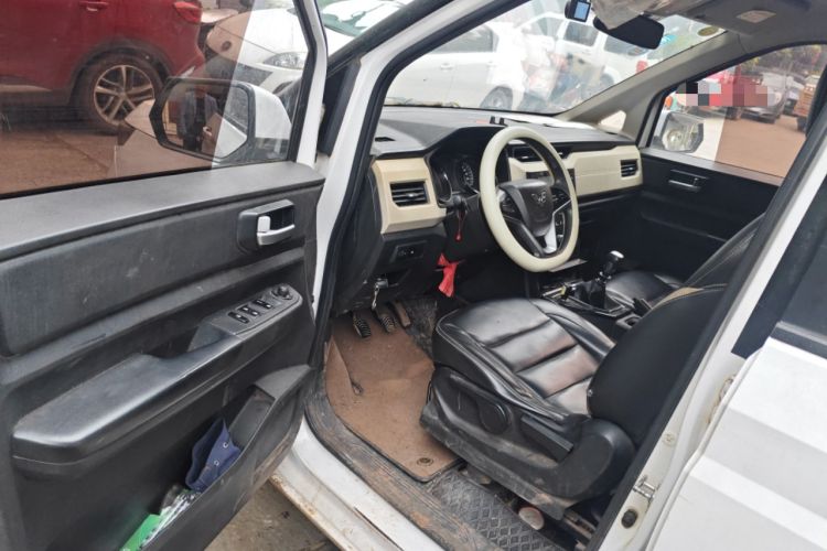 Used Wuling Hongguang PLUS 2019 1.5T Manual Luxury 7-Seater
