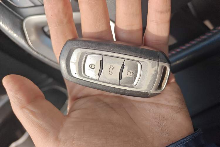 Used Geely Auto Emgrand 2015 Sedan 1.5L Manual - Top Trim Level
