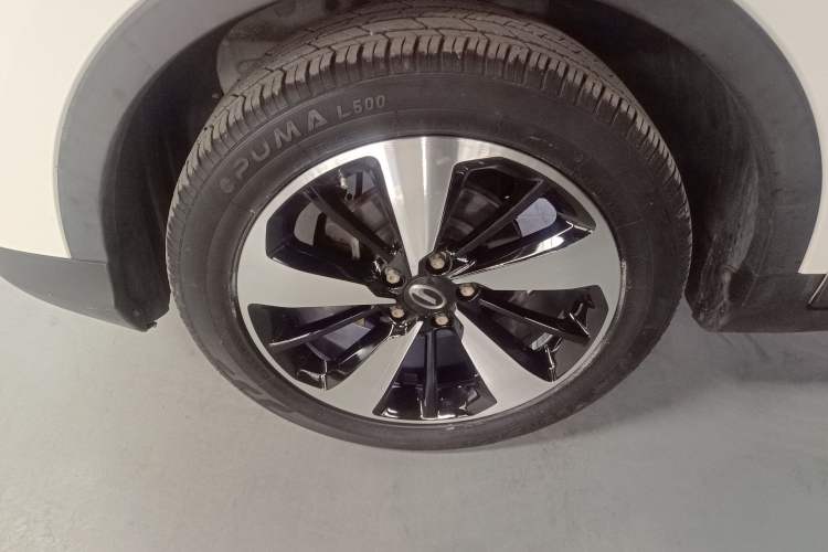 Used GAC Trumpchi GS3 2017 200T Automatic Luxury Edition Exterior 4