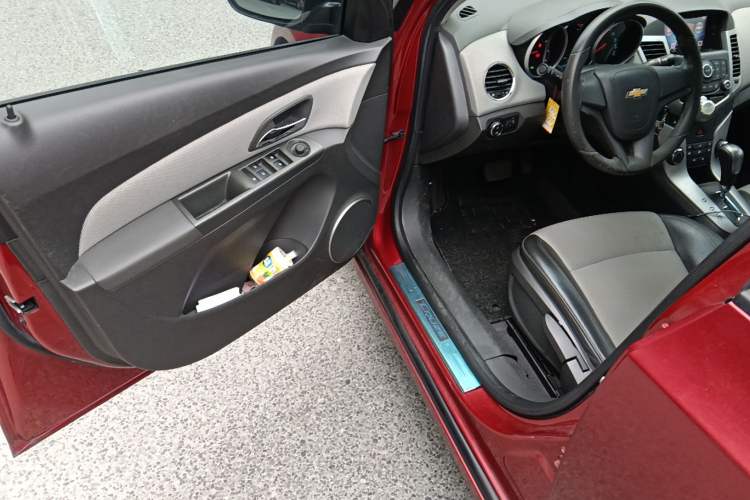 Used Chevrolet Cruze 2013 1.8L SE AT