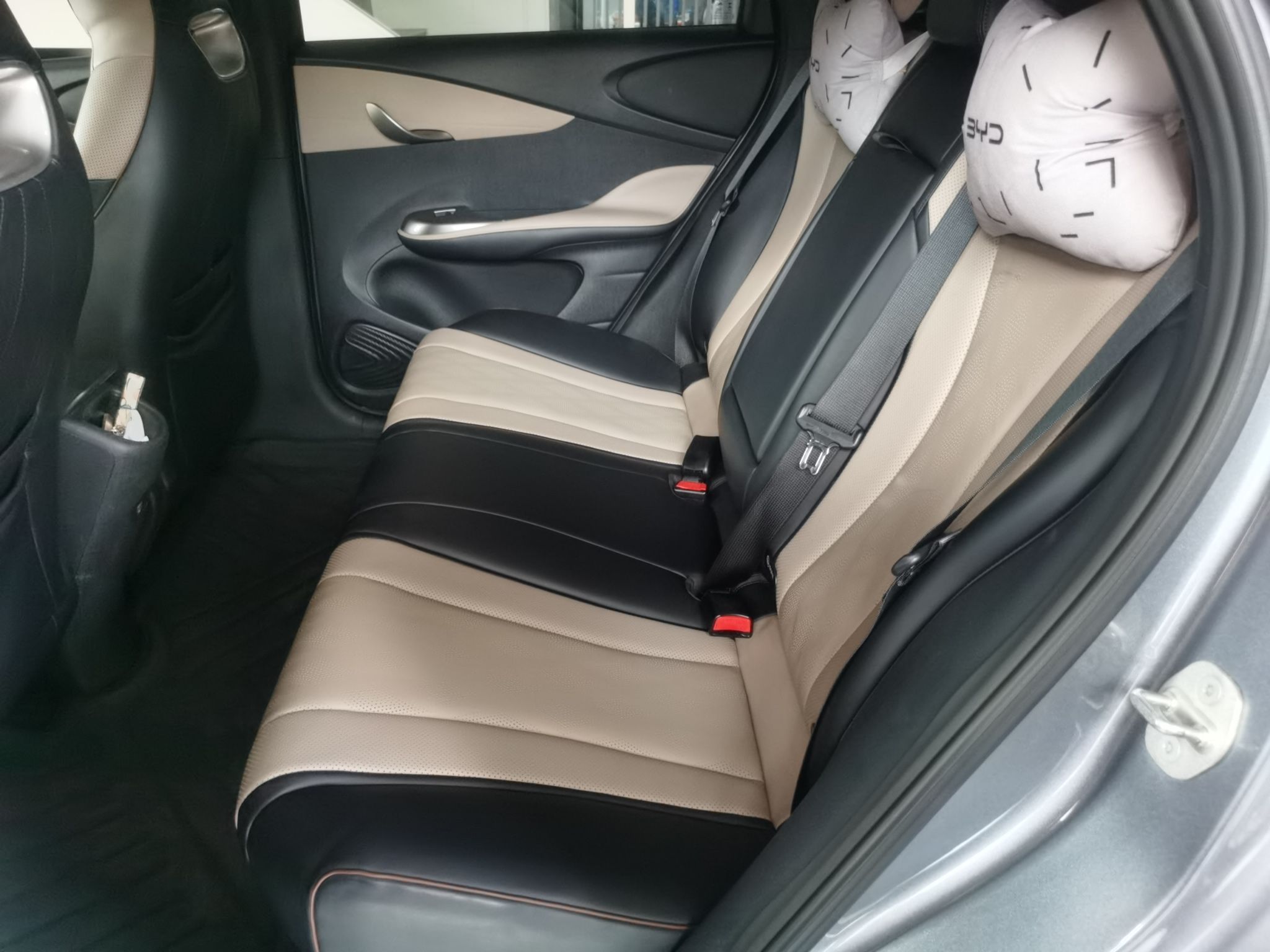 BYD Dolphin 2023 420 km Fashion Edition — снимка 17