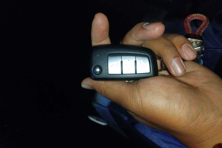 Used Nissan Sylphy 2021 Classic 1.6XE Manual Comfort Edition Vehicle Key