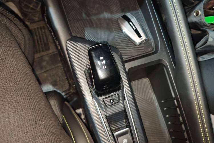 Used Geely Auto Coolray 2022 Bin Yue COOL 1.5TD DCT Hot Engine Edition Gear Lever