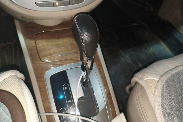 Used Buick Excelle 2015 1.5L Automatic Classic Model Gear Lever