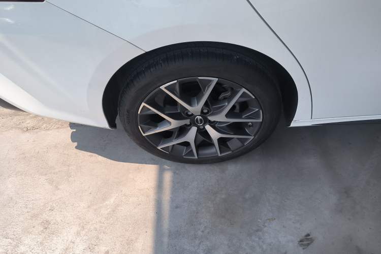 Used GAC Trumpchi EMPOW 2023 Shadow Leopard H Smart Hybrid Edition Right Rear Wheel Hub