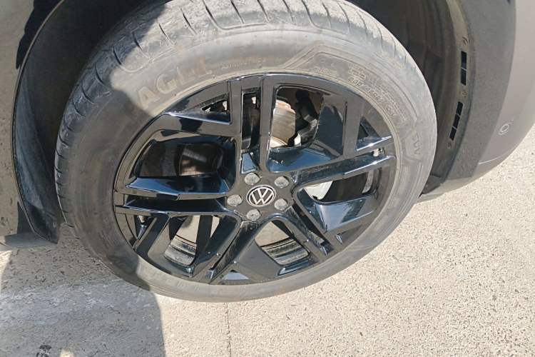 Used Volkswagen Teramont 2025 Tiguan Pro 450TSI Four-Wheel Drive Summit Edition
