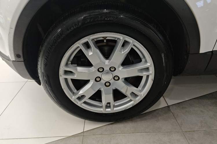 Used Land Rover Range Evoque 2014 2.0T 5-Door Luxury Edition
