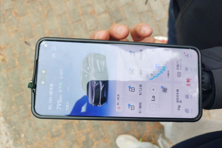 Used BYD Song L DM-i 2025 Intelligent Driving Version 112 km Beyond-Range Type Vehicle Key