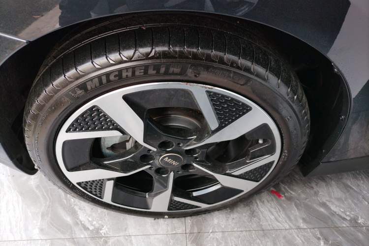 Used MINI Electric COOPER 2024 452km COOPER SE Artist
