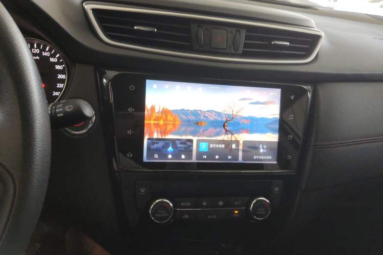 Used Nissan Qashqai 2022 2.0L CVT XV Smart Enjoyment Version
