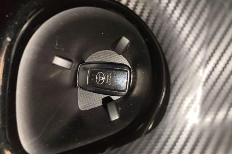 Used Toyota C-HR 2020 2.0L Luxury Edition
