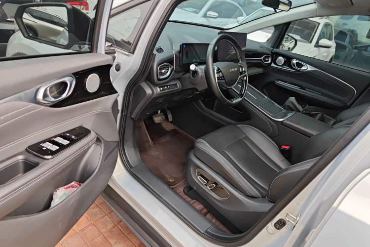 Used AION V 2024 Plus 70 Star Edition Lithium Iron Phosphate