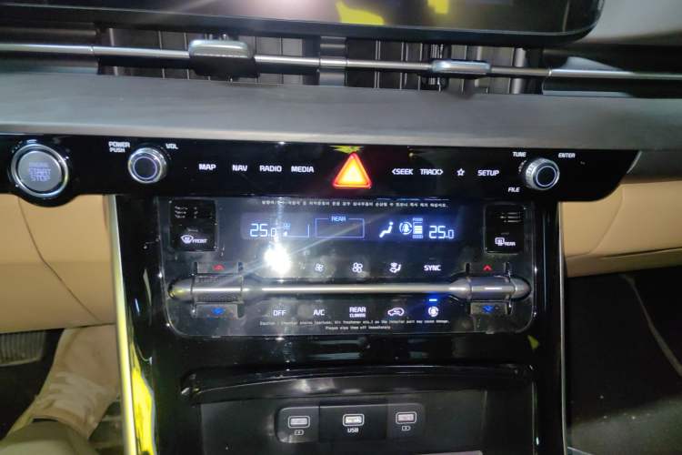 Used Kia Carnival 2021 2.0T Luxury Tech Edition
