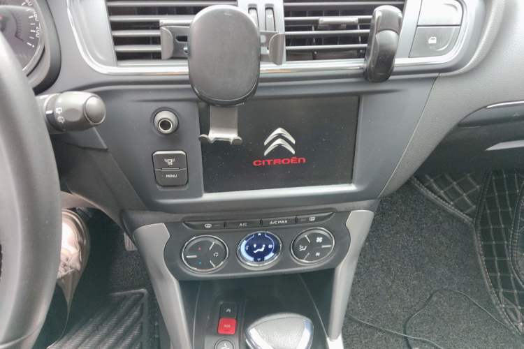 Used Citroen C3-XR 2015 1.6L Automatic Smart Version Audio And AC Panel