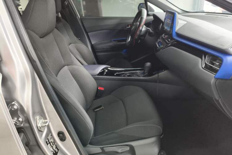 Used Toyota IZOA 2020 2.0L Enjoy Edition