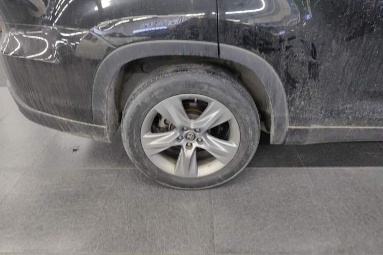 Used Toyota Highlander 2021 2.0T Four-Wheel Drive Prestige Version 7 Seats