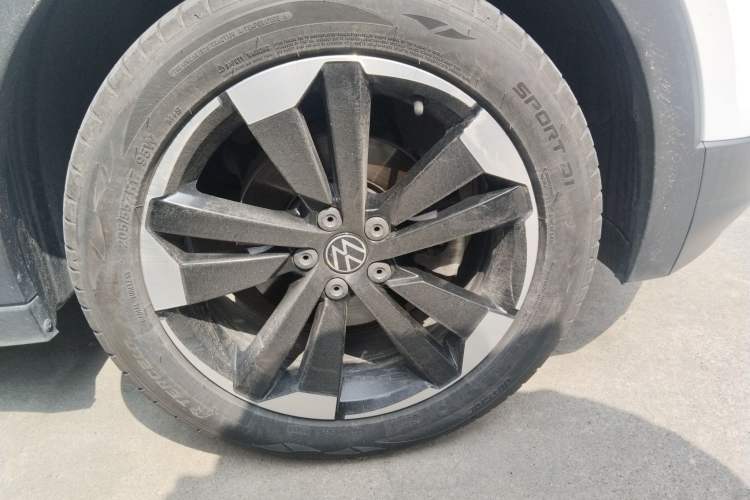 Used Volkswagen Tacqua 2020 1.5L Automatic Yue