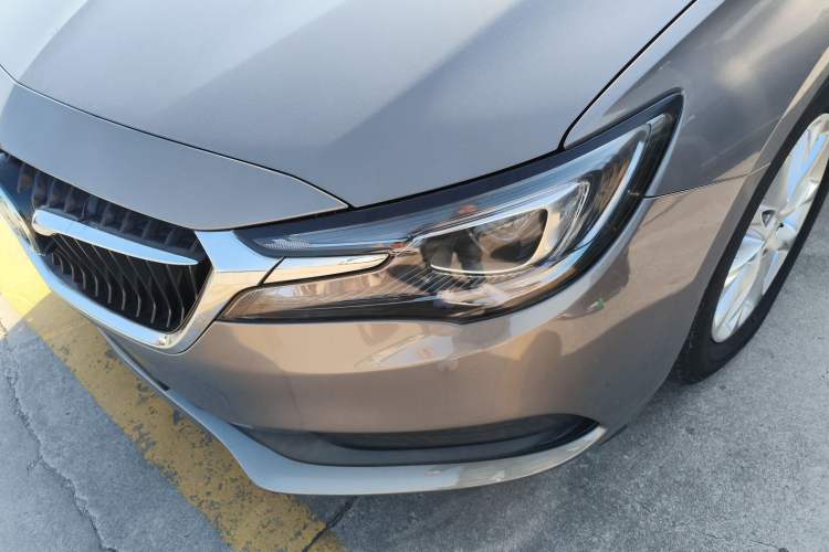 Used Buick GL6 2018 18T 6-Seater Luxury Model