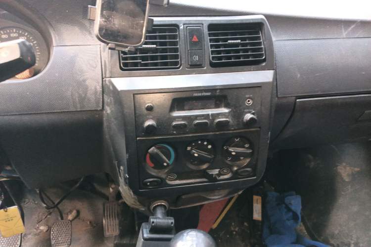 Used Wuling Rongguang 2012 1.5L Extended Basic Version
