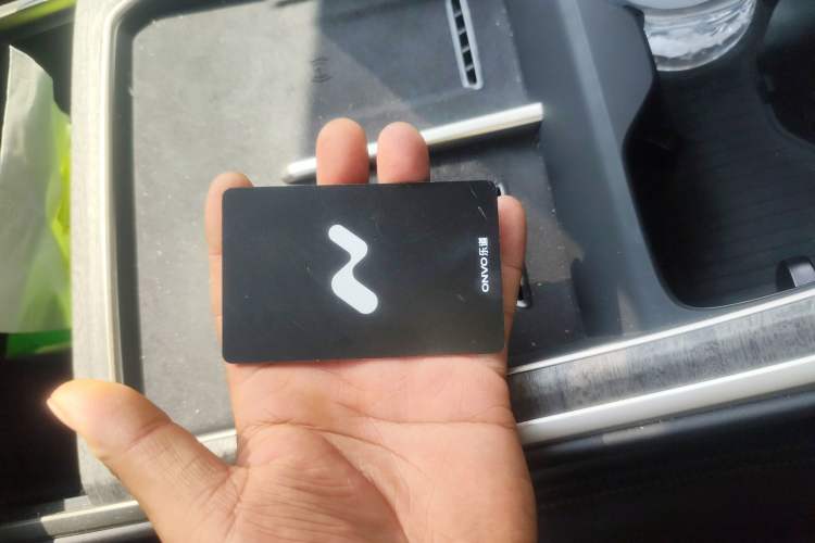 Used ONVO Luxeed L90 2025 Model—Ultra Six-Seater Version
