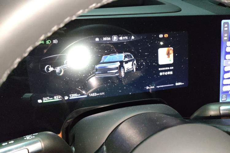 Used Hima AITO M8 2025 Extended-Range Max+ Version 53.4 kWh 6-Seater Edition