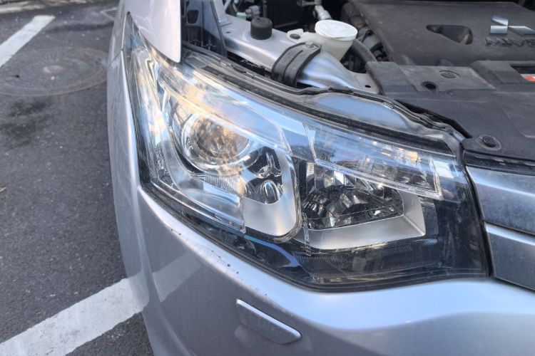 Used Mitsubishi Outlander 2014 2.4L 4x4 Deluxe Value Edition 7 Seats