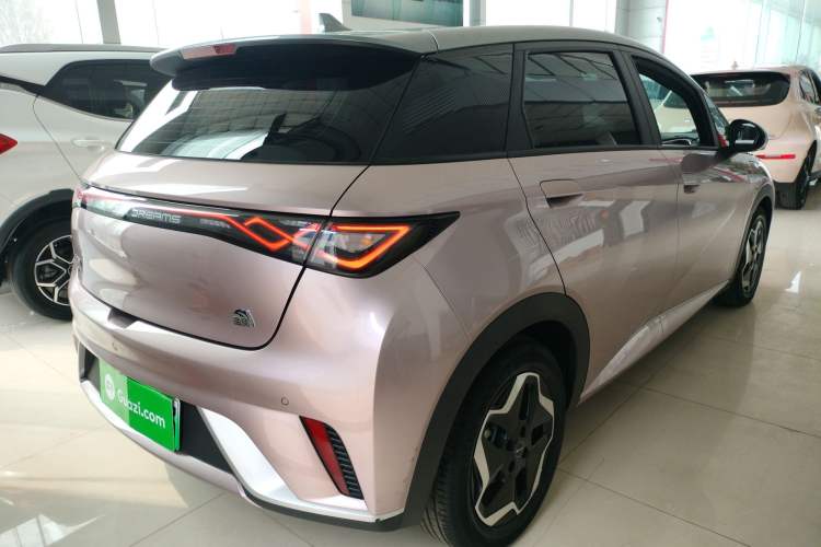 Used BYD Dolphin 2021 405 km Fashion Edition
