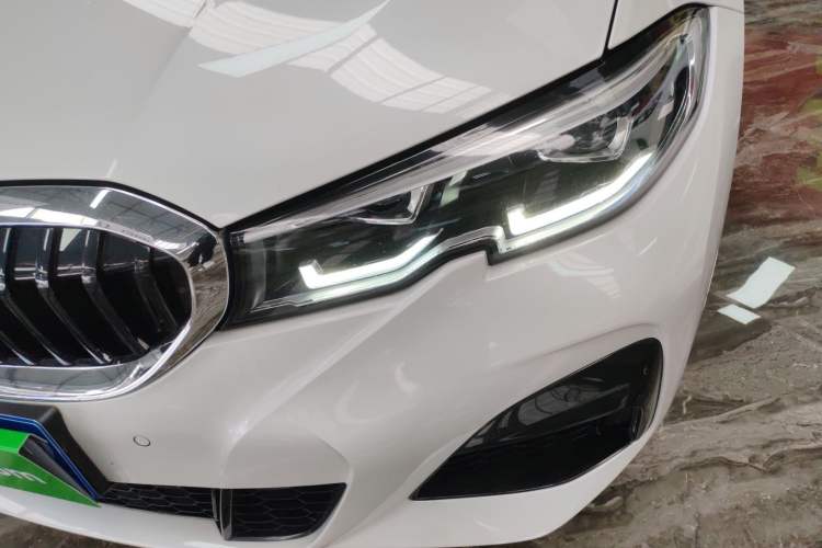 Used BMW 3 Series 2021 Restyled 325Li M Sport Package