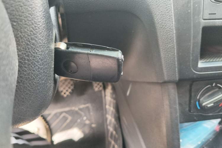 Used Volkswagen Santana 2013 1.4L Manual Fashion Edition
