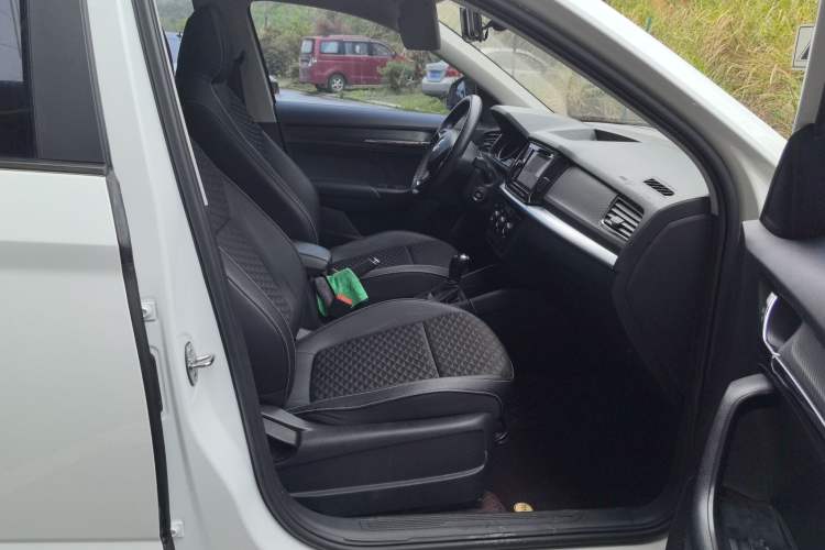 Used Skoda Kamiq 2018 1.5L Automatic Comfort Edition China VI Standard