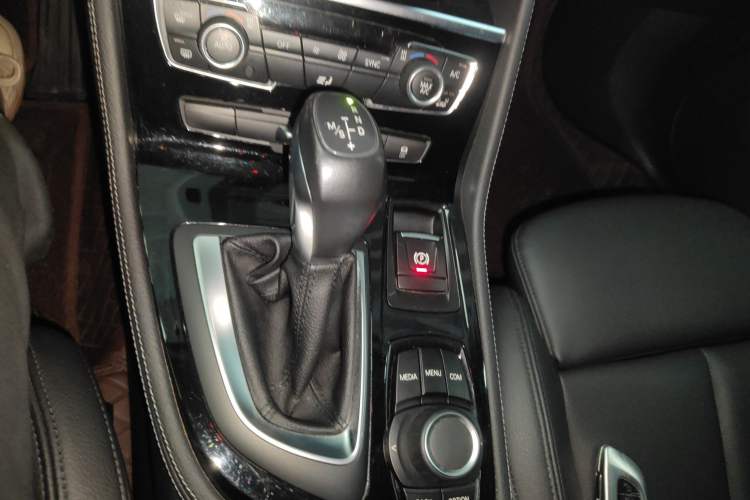 Used BMW 2 Series Gran Tourer 2015 218i Sports Design Package
