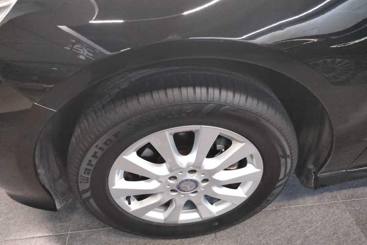 Used Mercedes-Benz R-Class 2017 R 320 4MATIC Business Edition Prestige Model
