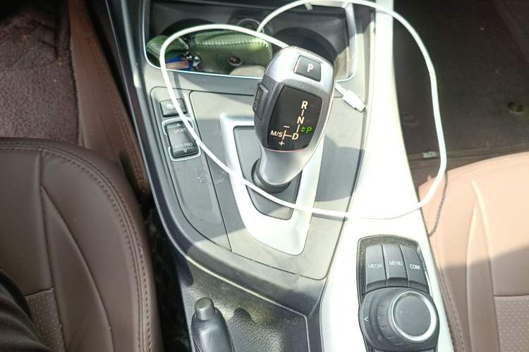 Used BMW 1 Series 2018 118i Leading Model Gear Lever