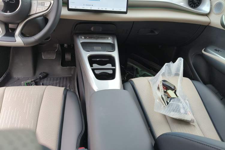 Used BYD Dolphin 2025 Intelligent Driving Version 410 km Fashion Edition