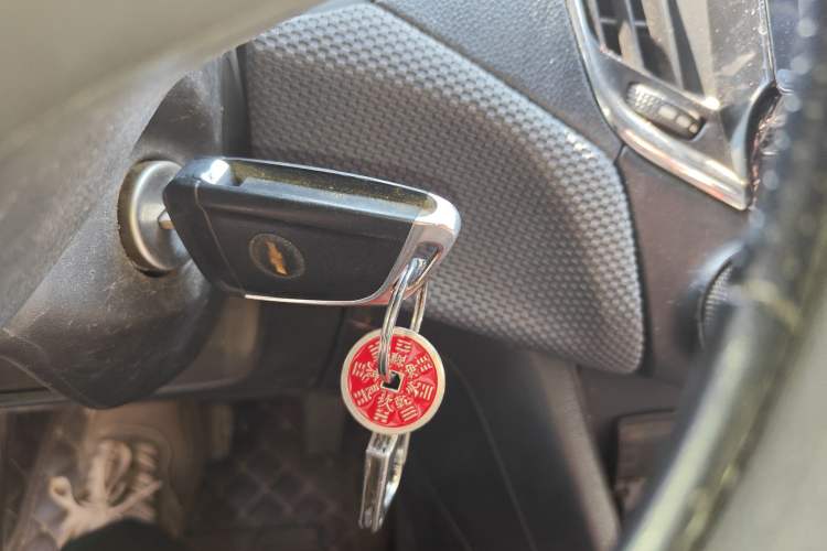 Used Chevrolet Cruze 2018 320 Automatic Pioneer Sunroof Edition
