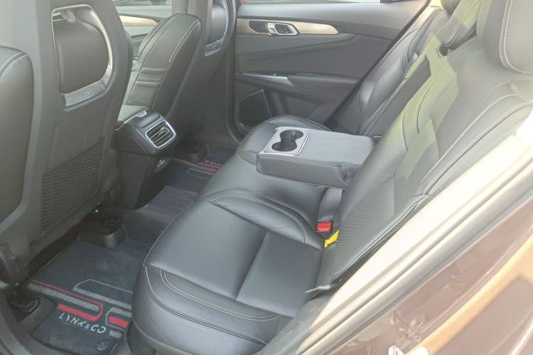 Used Lynk & Co 01 2017 2.0T Two-Wheel Drive Pro Edition
