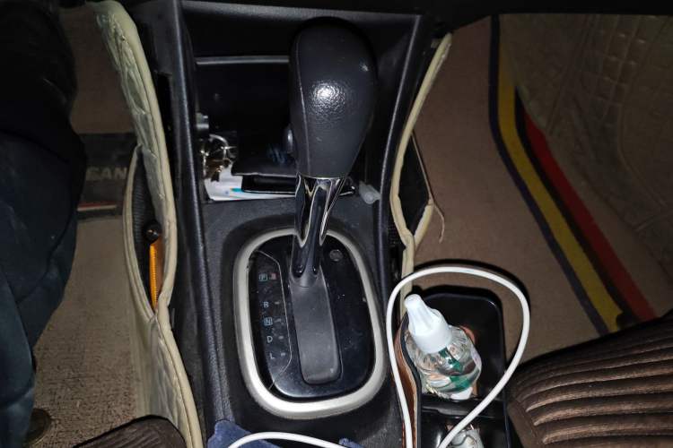 Used Nissan Sylphy 2019 Classic 1.6XE+ CVT SmartConnect Leading Edition Gear Lever