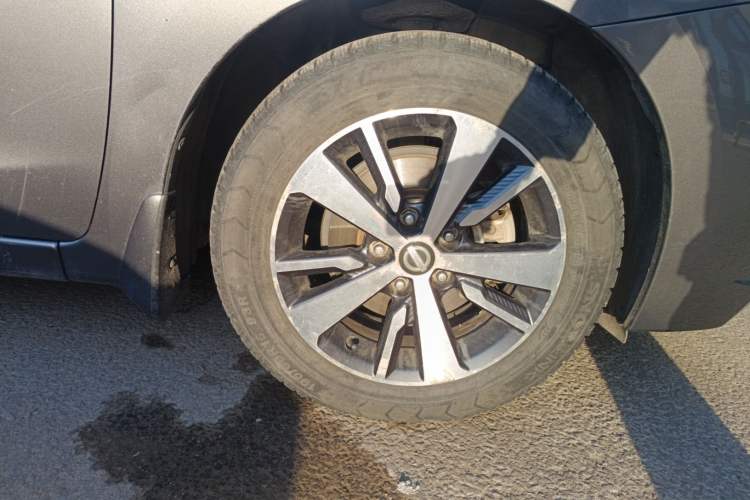 Used Nissan Lannia 2016 1.6L Manual Cool Edition