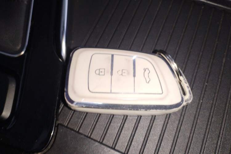 Used Dongfeng Aeolus AX7 2019 1.6T Automatic AI Pioneer Model China V Standard