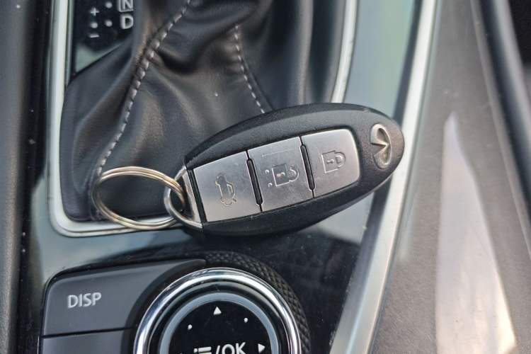 Used Infiniti Q50L 2018 2.0T Comfort Edition China VI Standard