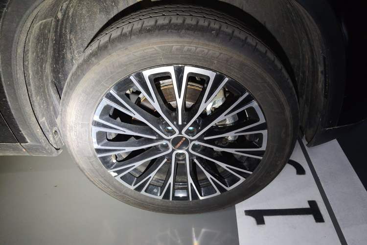 Used EXEED Lingyun 2025 300T Two-Wheel-Drive Beyond Edition