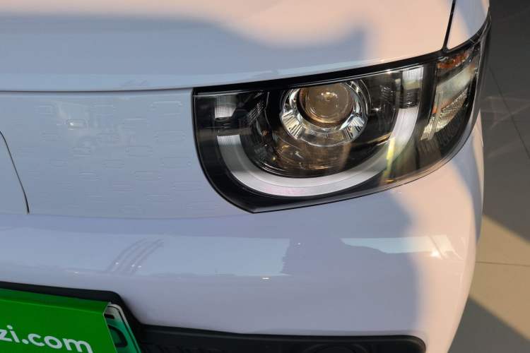 Used Chery QQ Ice Cream 2022 120km Conical Shape Lithium Iron Phosphate Left Front Headlight